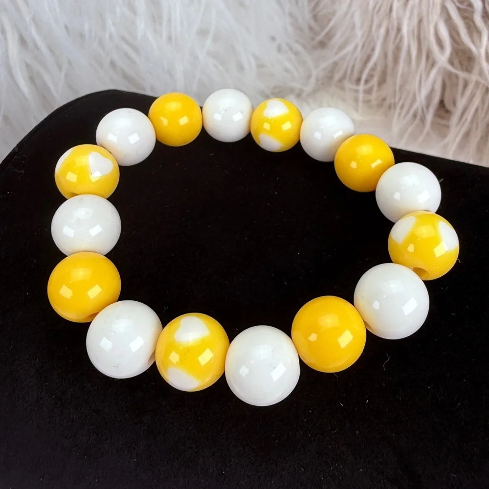 Vintage retro Yellow and White heart heart print stretch bracelet